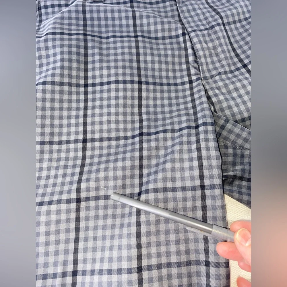 Under Armour good preowned